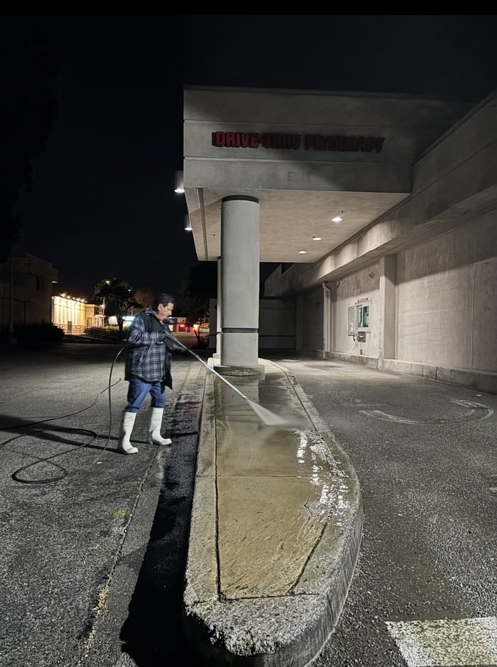 Commercial pressure-washing project photograph